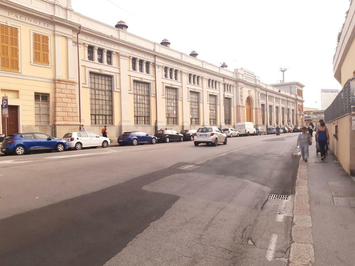 & Parking * Genua